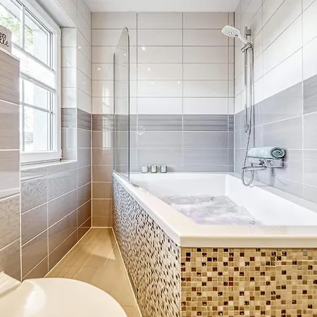 Rosenberg 27 * Zingst